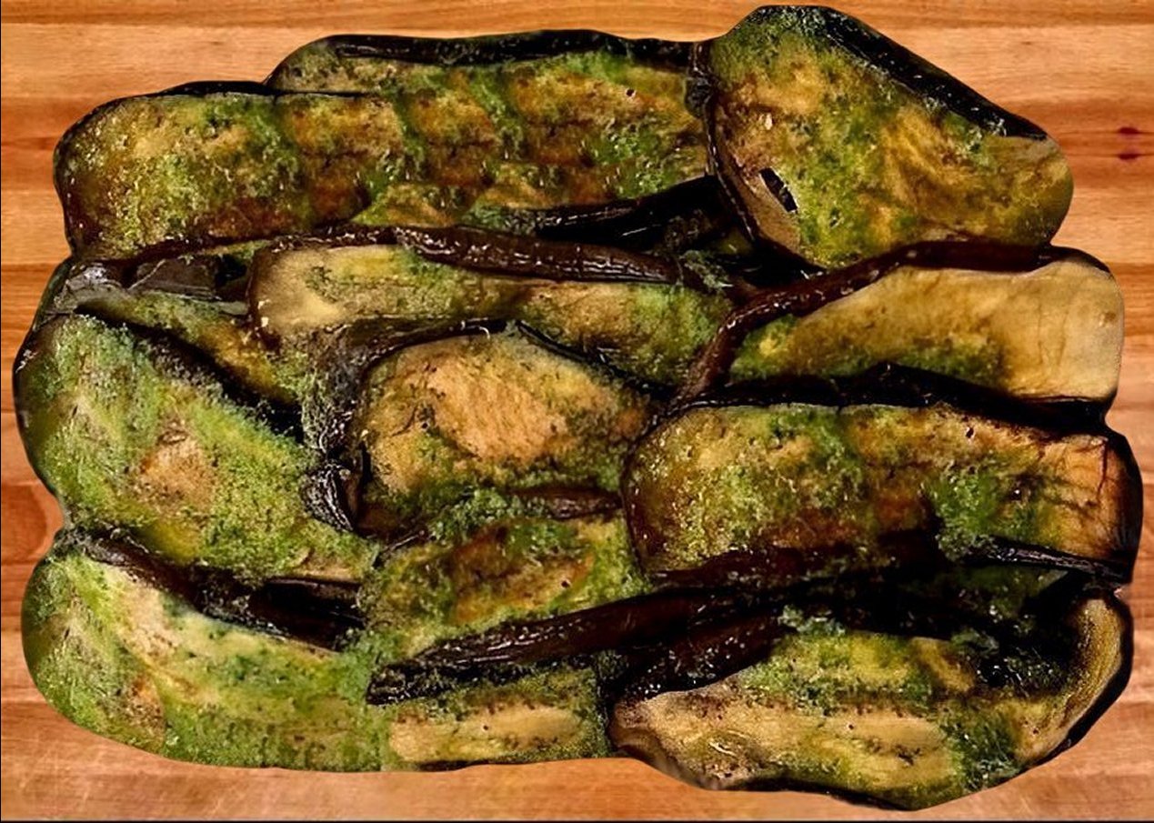 Stegte auberginer med pesto