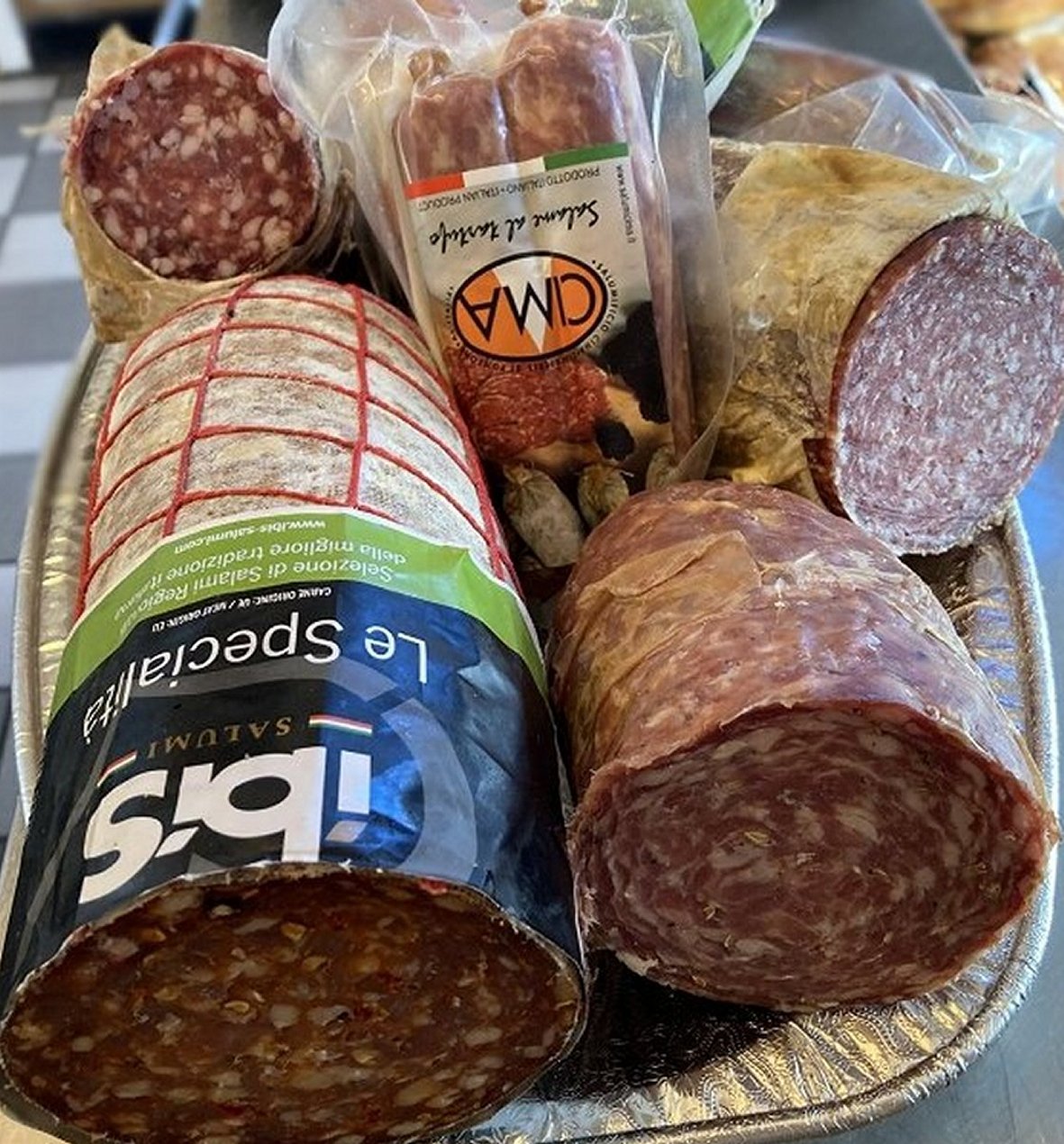 Lufttørret italiensk salami